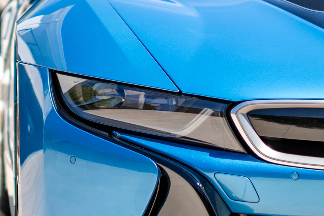 2015 BMW i8 - Image 14 of 31