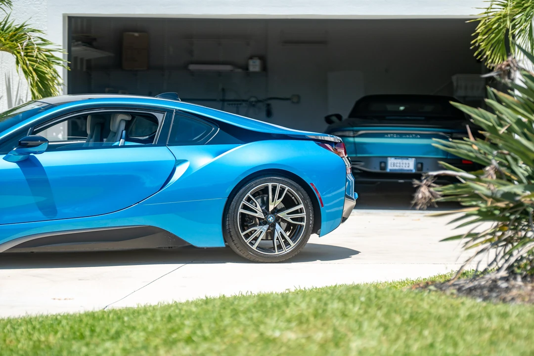 2015 BMW i8 - Image 23 of 31