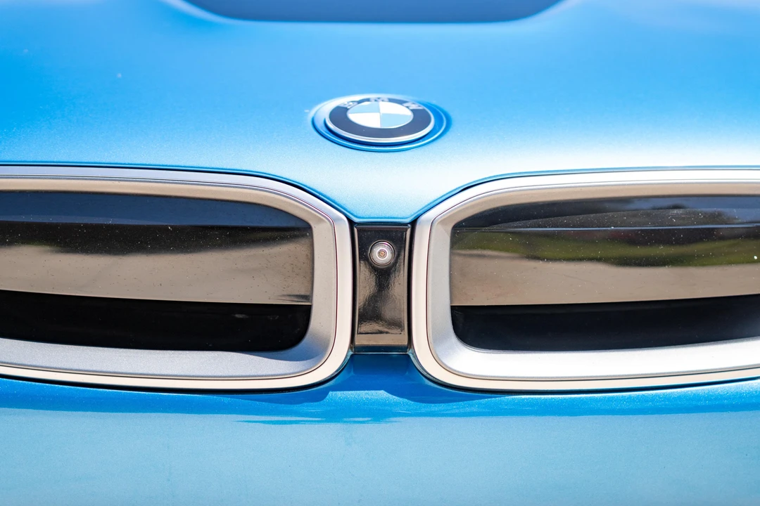 2015 BMW i8 - Image 16 of 31