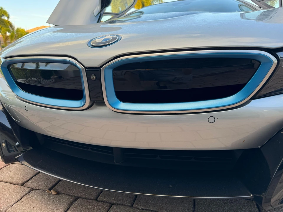 2015 BMW i8 - Image 22 of 31