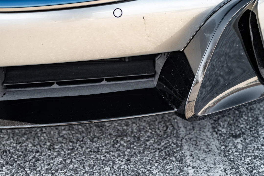 2015 BMW i8 - Image 17 of 31