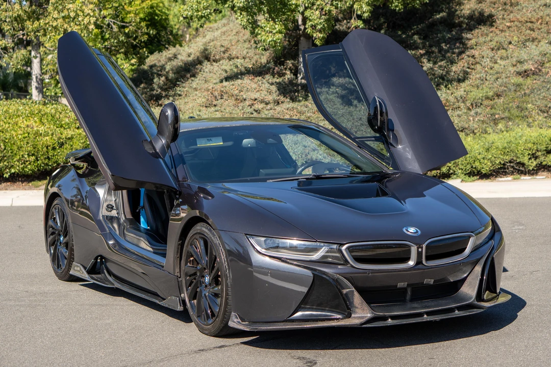 2015 BMW i8 - Image 25 of 31