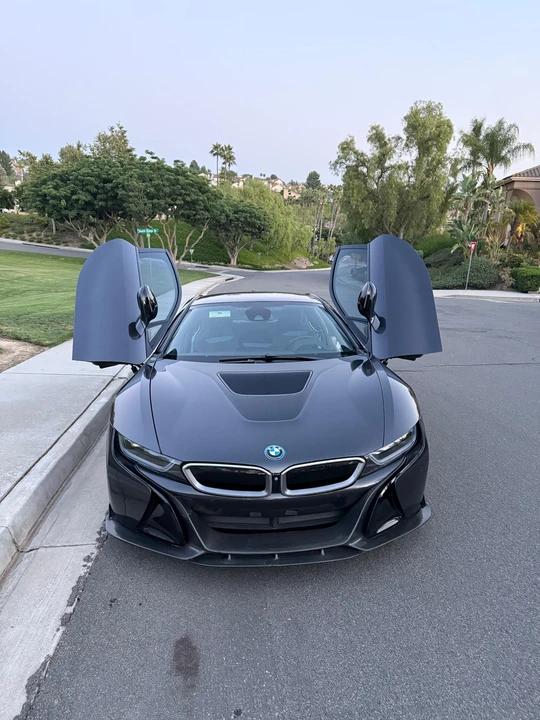 2015 BMW i8 - Image 16 of 31