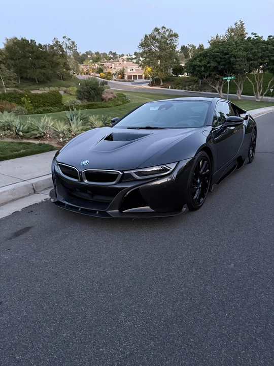 2015 BMW i8 - Image 11 of 31