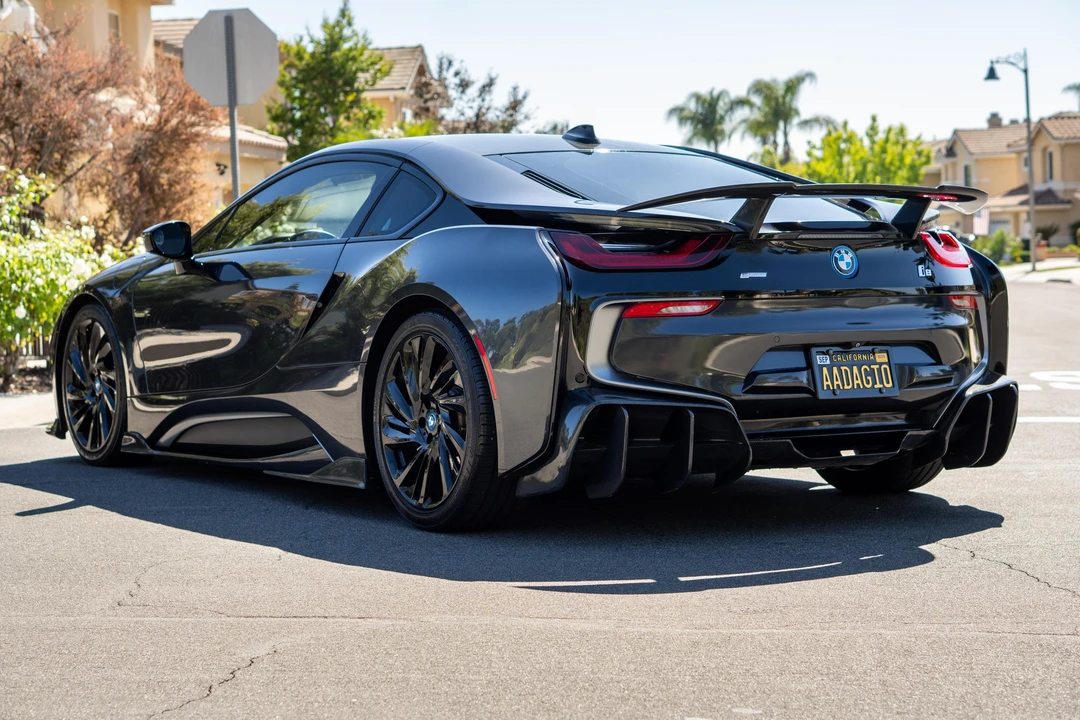 2015 BMW i8 - Image 6 of 31
