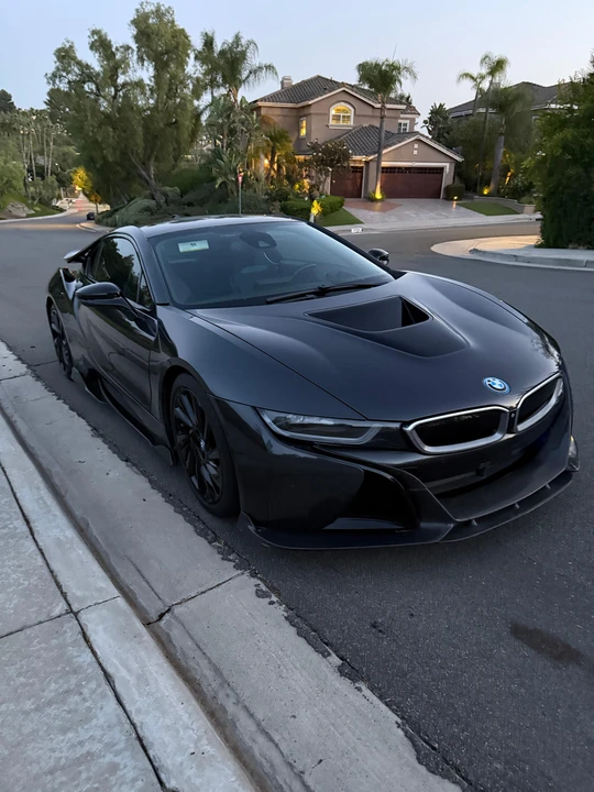 2015 BMW i8 - Image 15 of 31