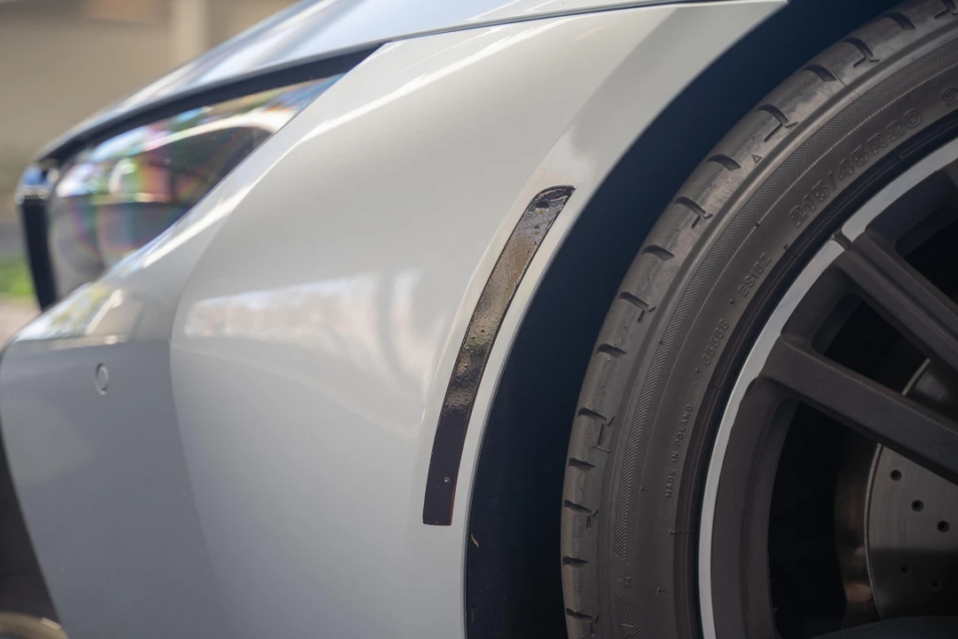 2015 BMW i8 - Image 25 of 31