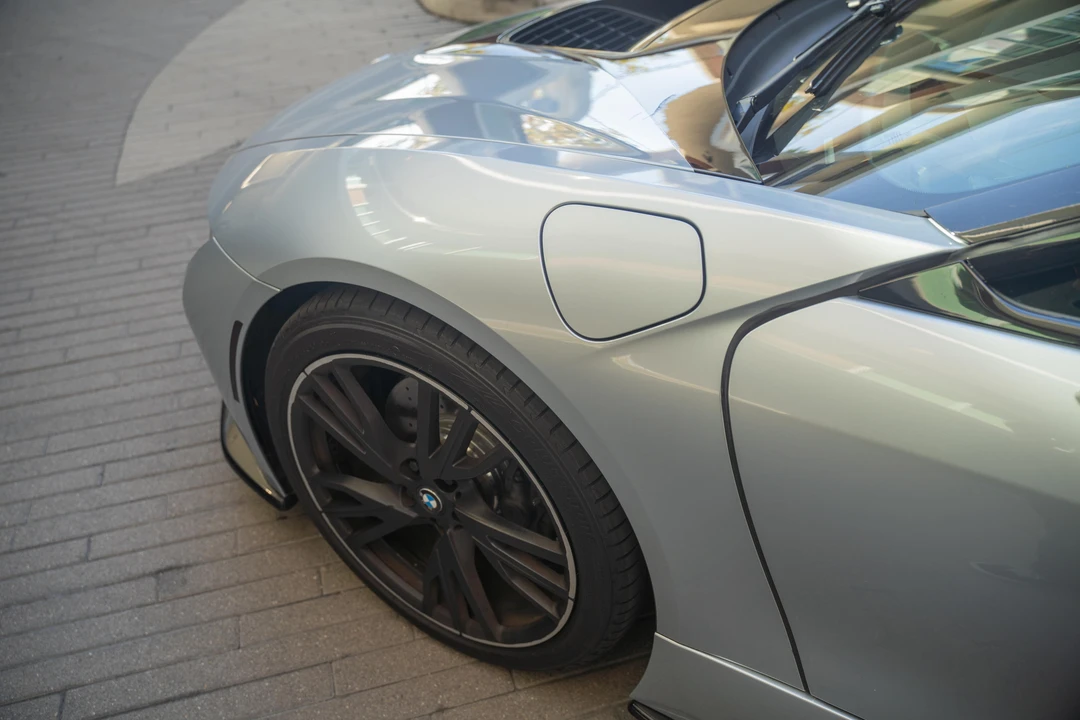 2015 BMW i8 - Image 24 of 31