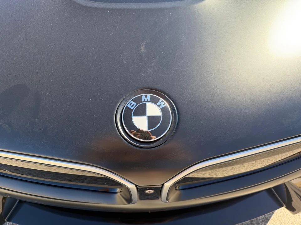 2015 BMW i8 - Image 24 of 31