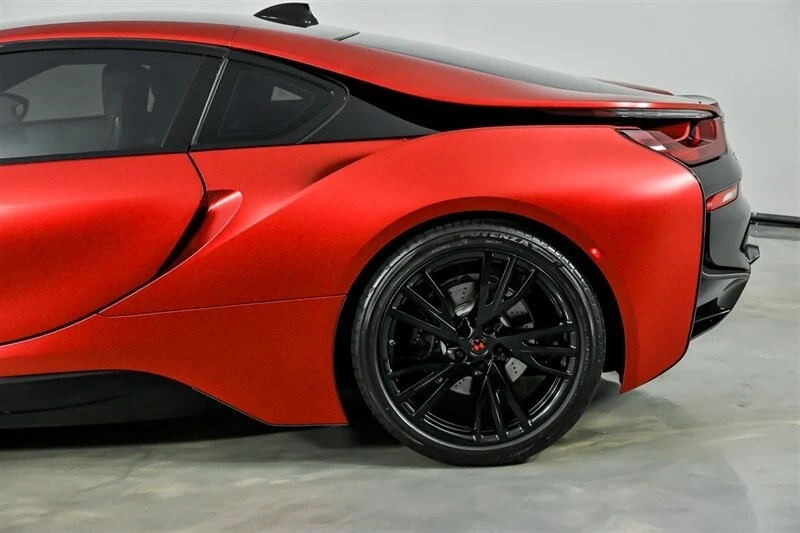 2015 BMW i8 - Image 9 of 21