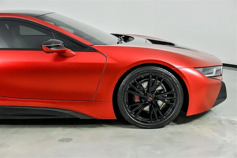 2015 BMW i8 - Image 15 of 21