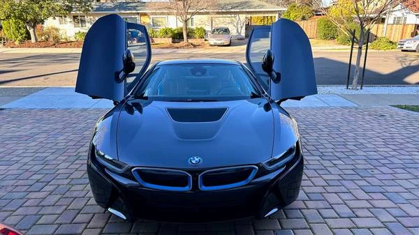 2015 BMW i8 - Image 2 of 12
