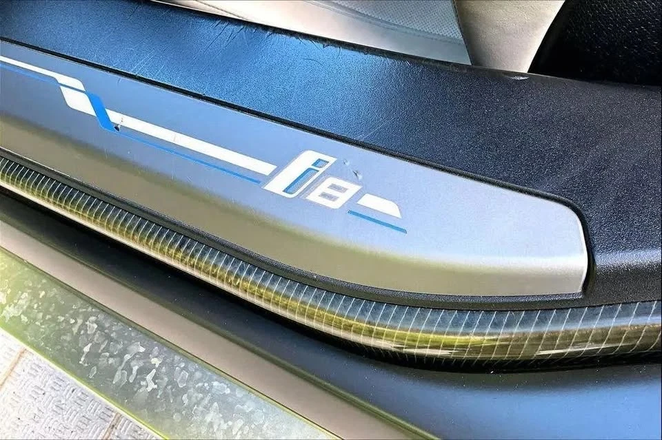 2015 BMW i8 - Image 7 of 19