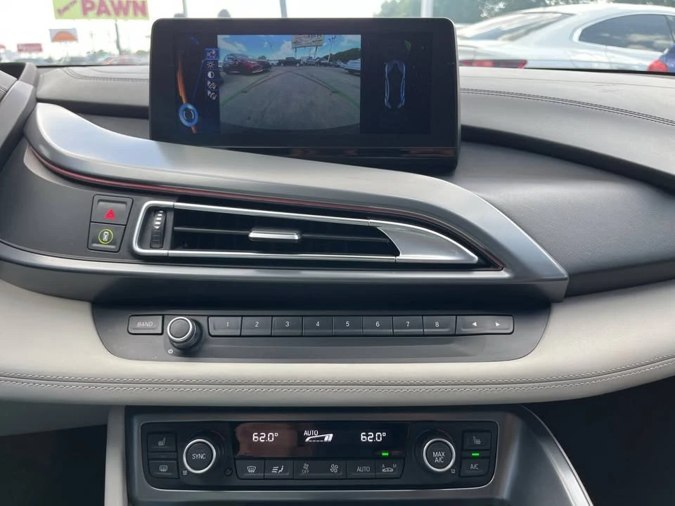 2015 BMW i8 - Image 11 of 11