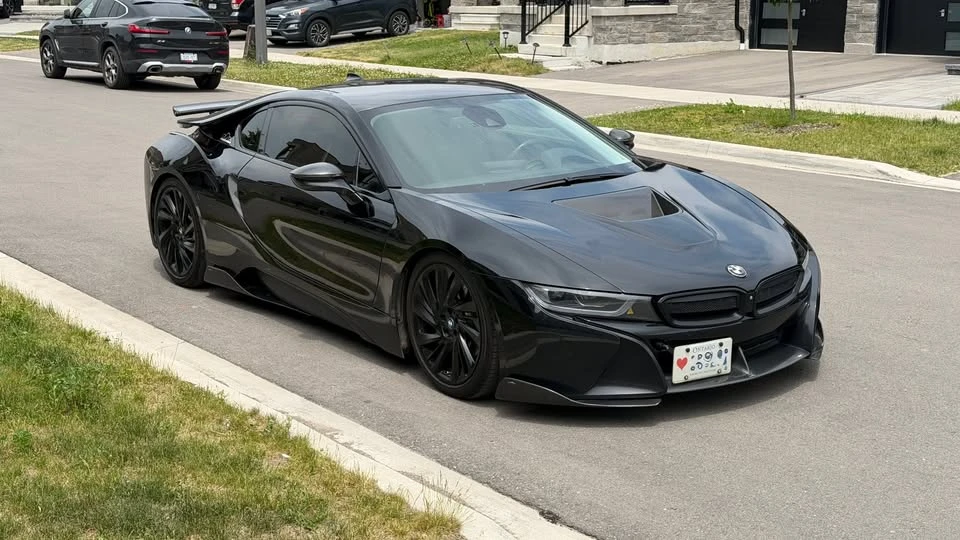 2015 BMW i8 - Image 4 of 11