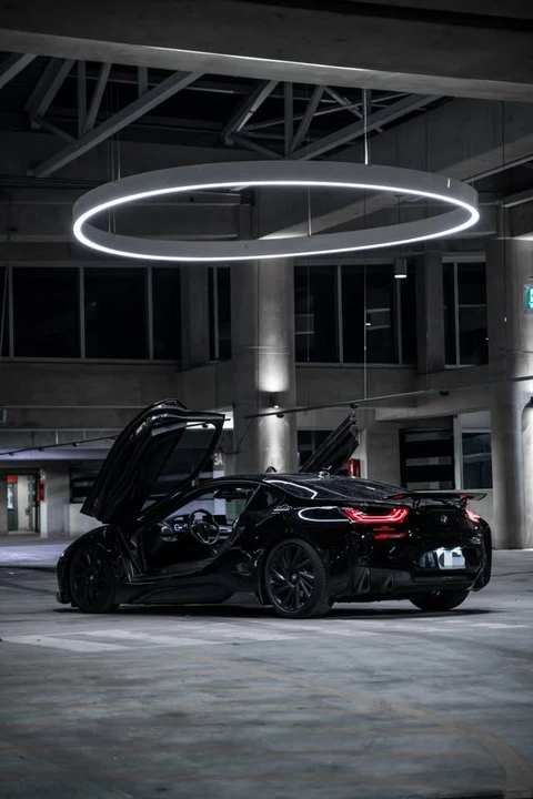 2015 BMW i8 - Image 2 of 11