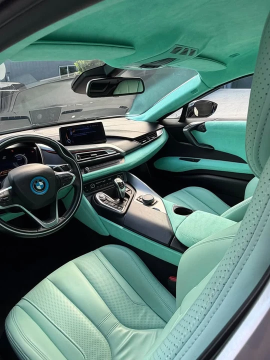 2015 BMW i8 - Image 2 of 11