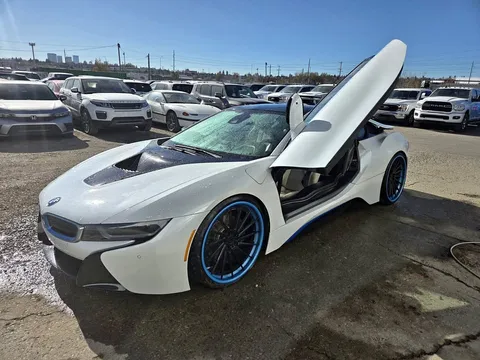 2015 BMW i8 Plug-In Hybrid AWD
