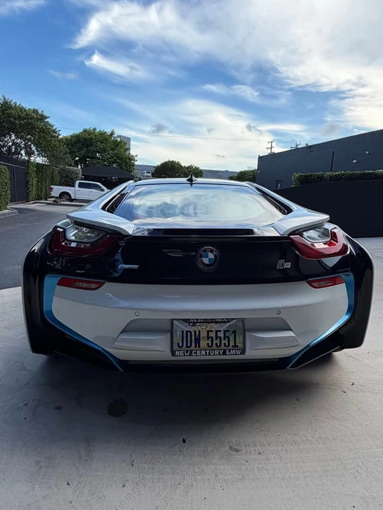 2015 BMW i8 - Image 6 of 16