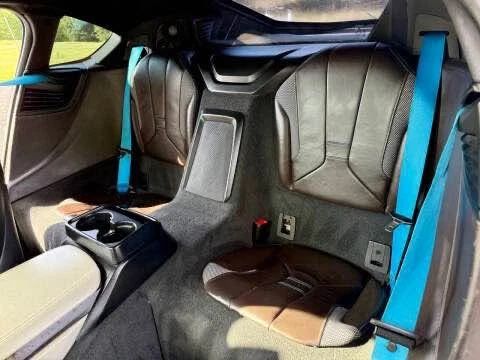 2015 BMW i8 - Image 12 of 19