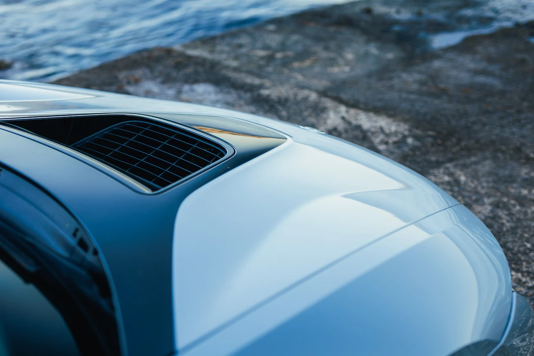 2015 BMW i8 - Image 23 of 31