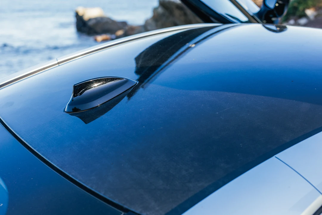 2015 BMW i8 - Image 28 of 31