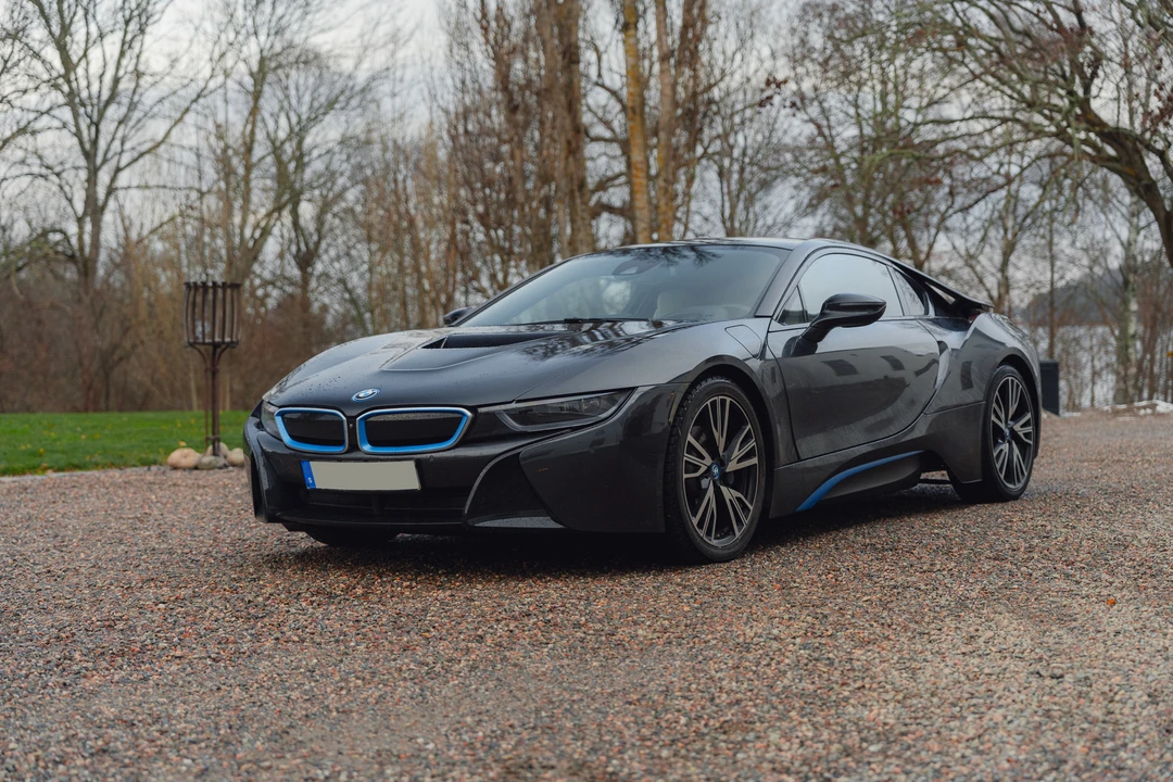 2015 BMW i8 - Image 18 of 31