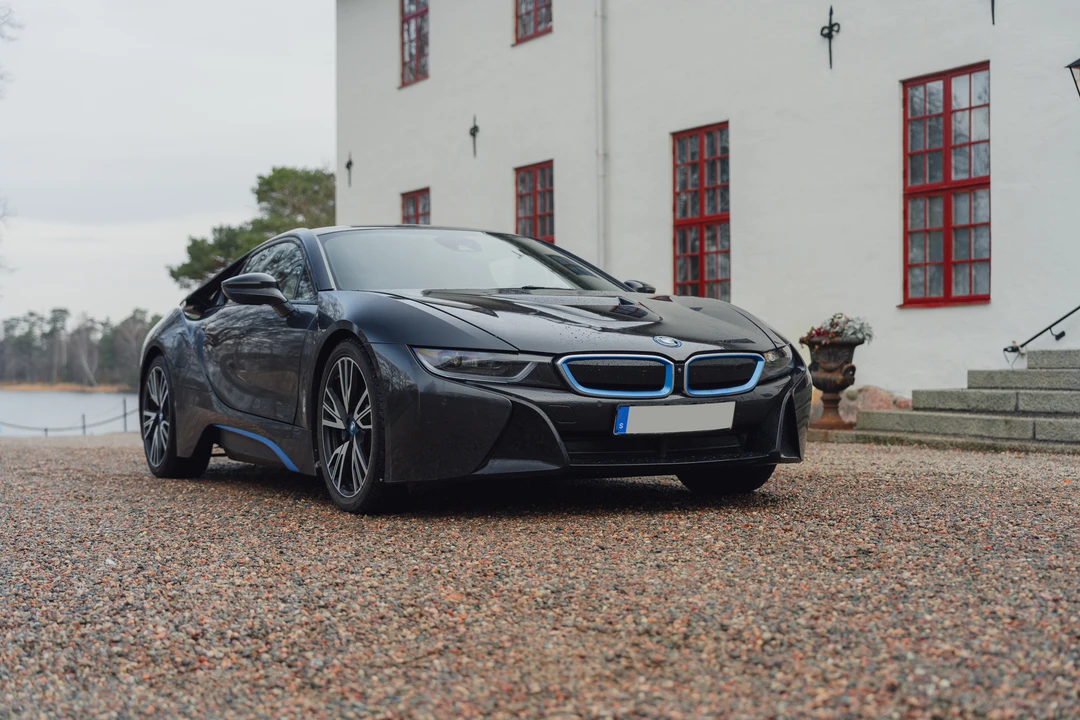 2015 BMW i8 - Image 9 of 31