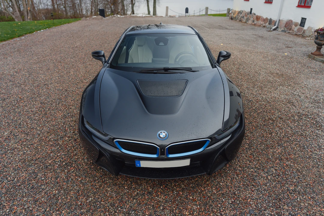 2015 BMW i8 - Image 10 of 31