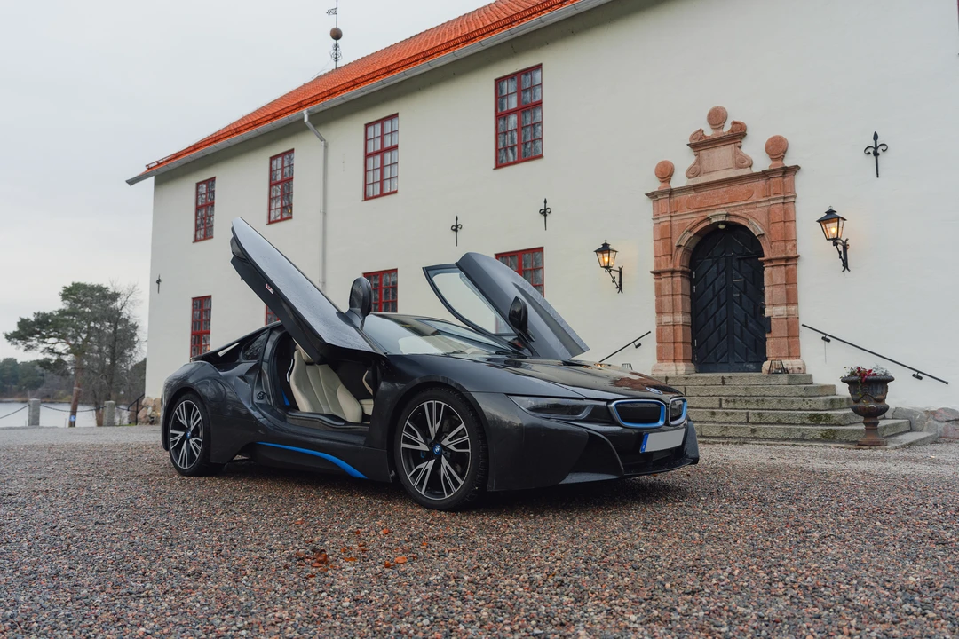 2015 BMW i8 - Image 27 of 31