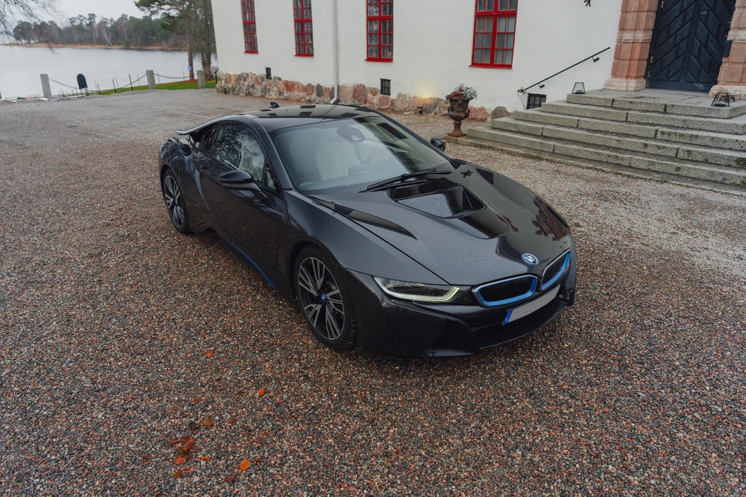 2015 BMW i8 - Image 23 of 31