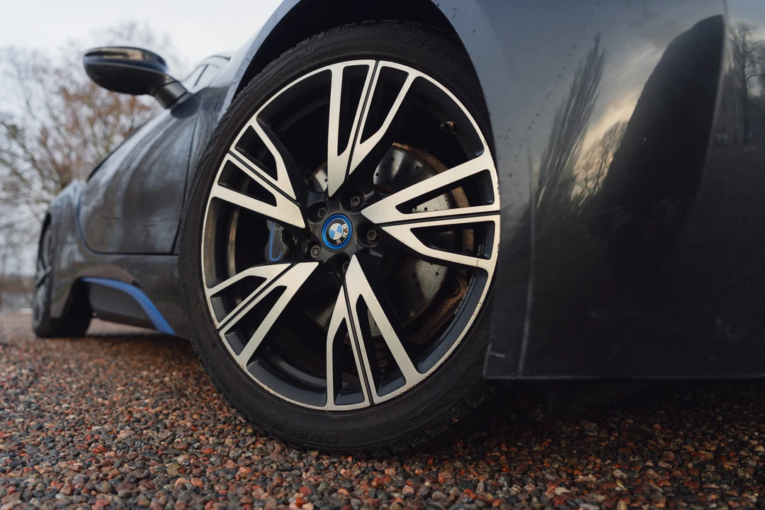 2015 BMW i8 - Image 31 of 31