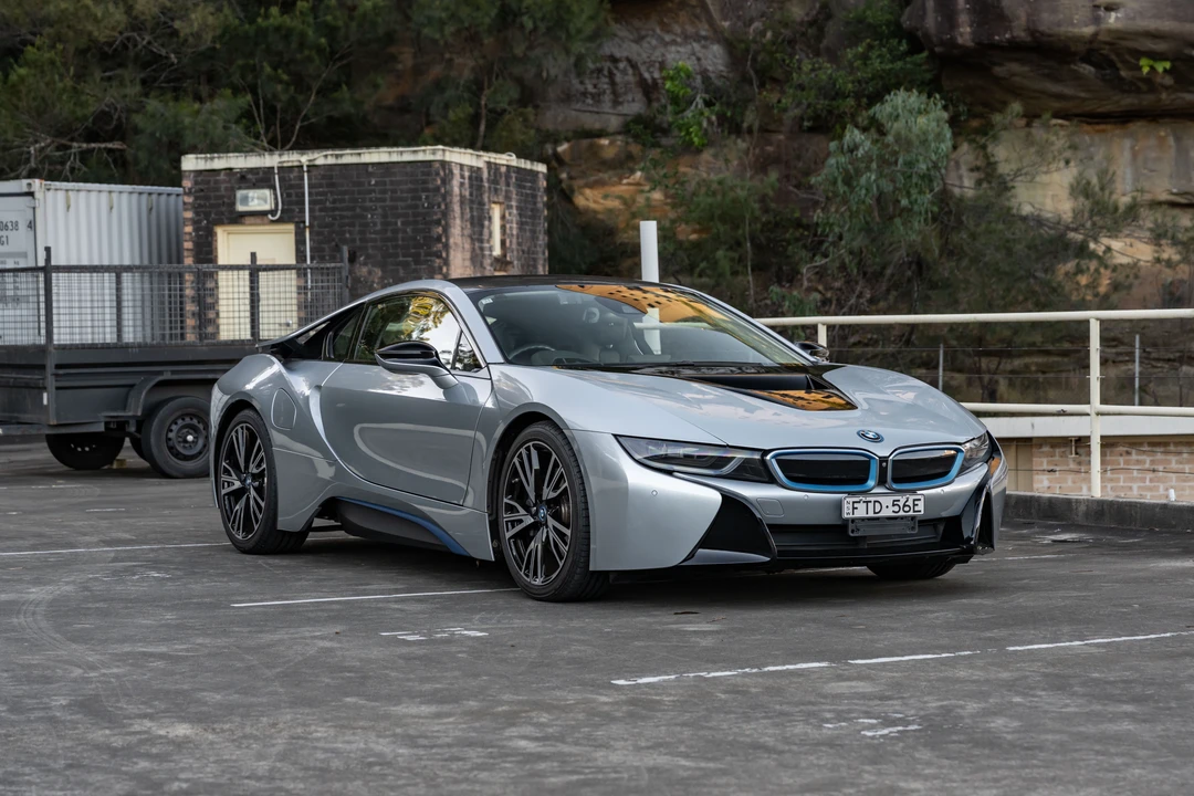 2015 BMW i8 - Image 3 of 31