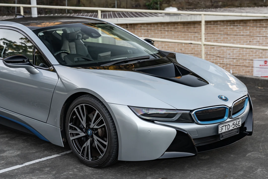 2015 BMW i8 - Image 23 of 31