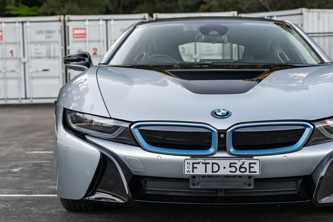 2015 BMW i8 - Image 22 of 31