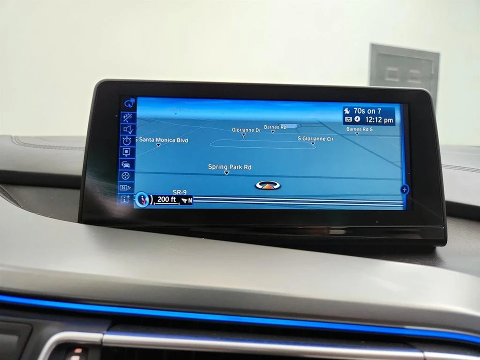 2015 BMW i8 - Image 18 of 31
