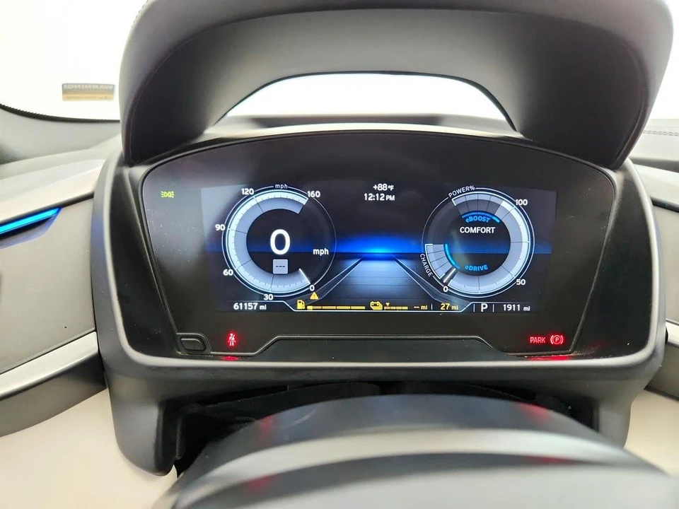 2015 BMW i8 - Image 15 of 31