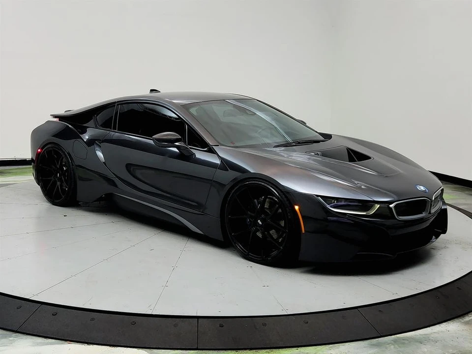 2015 BMW i8 - Image 3 of 12