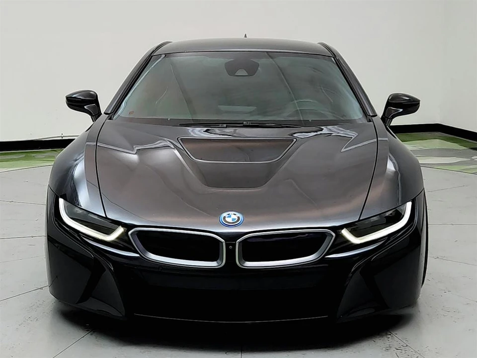 2015 BMW i8 - Image 2 of 12
