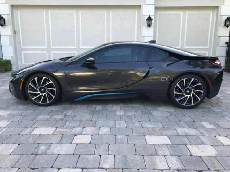 2015 BMW i8 - Image 7 of 9