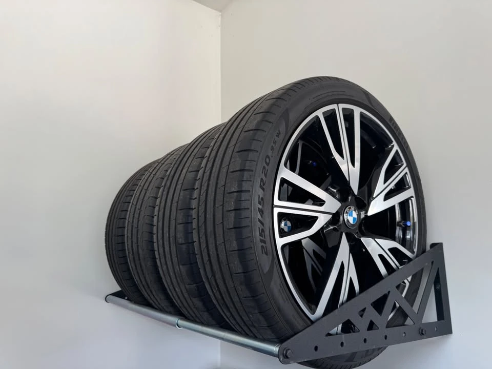 2015 BMW i8 - Image 9 of 9