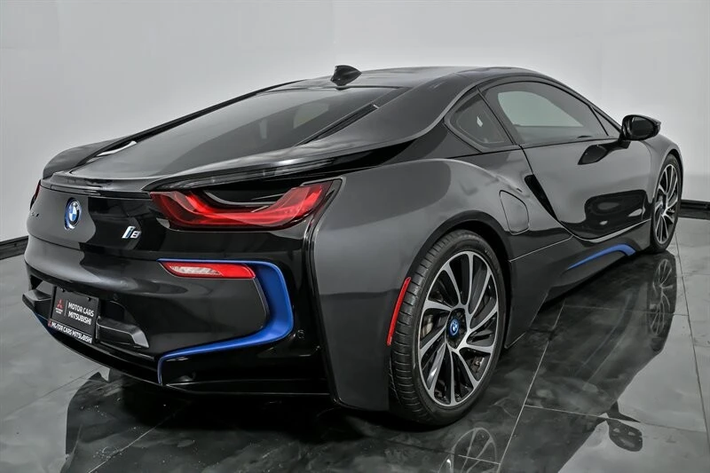 2015 BMW i8 - Image 10 of 21