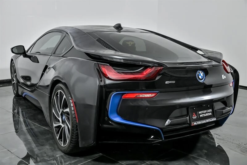 2015 BMW i8 - Image 8 of 21