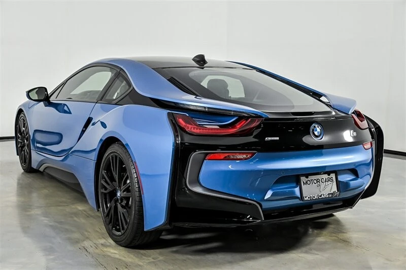 2015 BMW i8 - Image 8 of 31