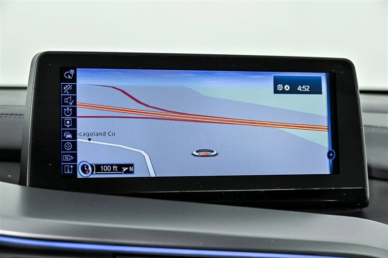 2015 BMW i8 - Image 21 of 31