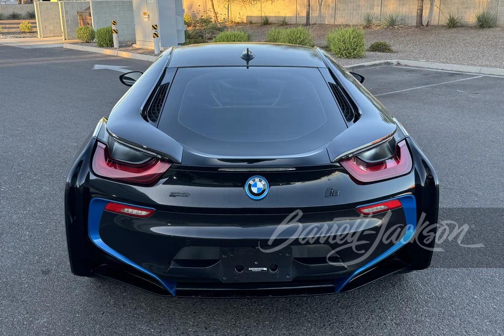 2015 BMW i8 - Image 7 of 9