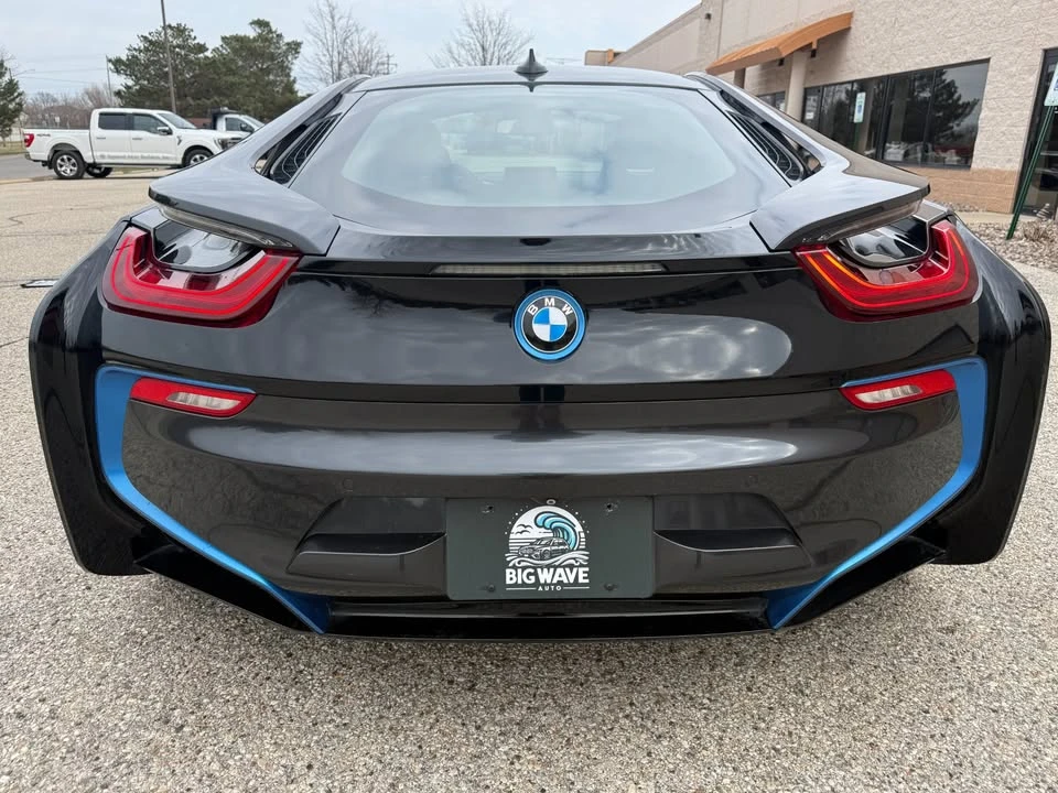 2015 BMW i8 - Image 6 of 19