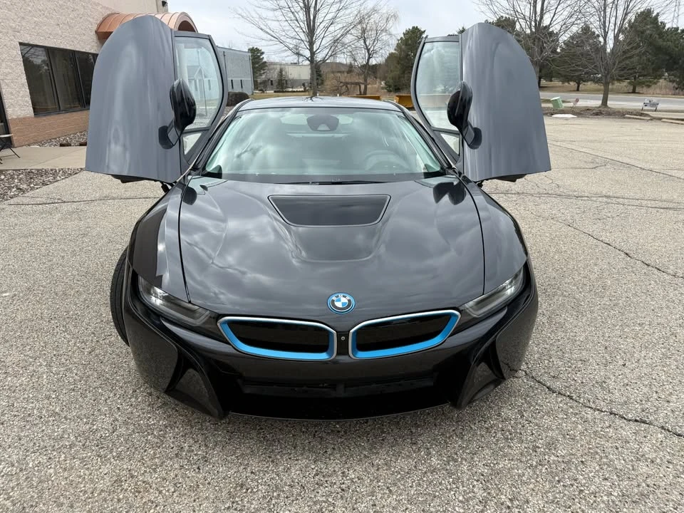 2015 BMW i8 - Image 10 of 19