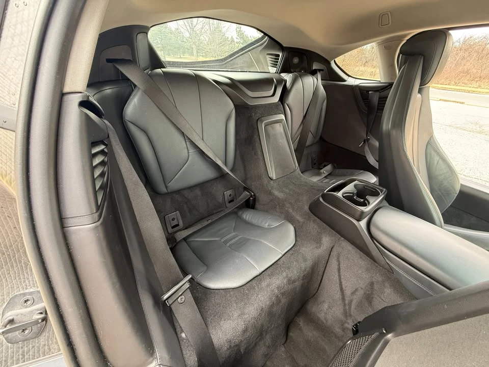 2015 BMW i8 - Image 17 of 19