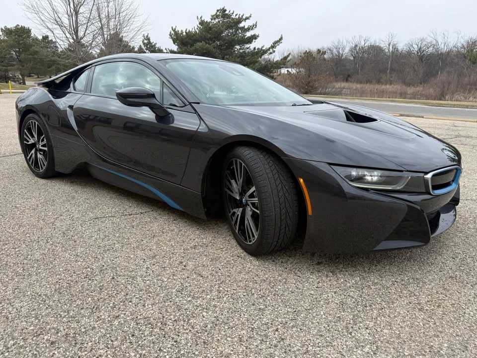 2015 BMW i8 - Image 3 of 19